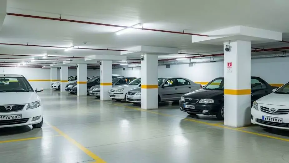 پارکینگ ساختمان 